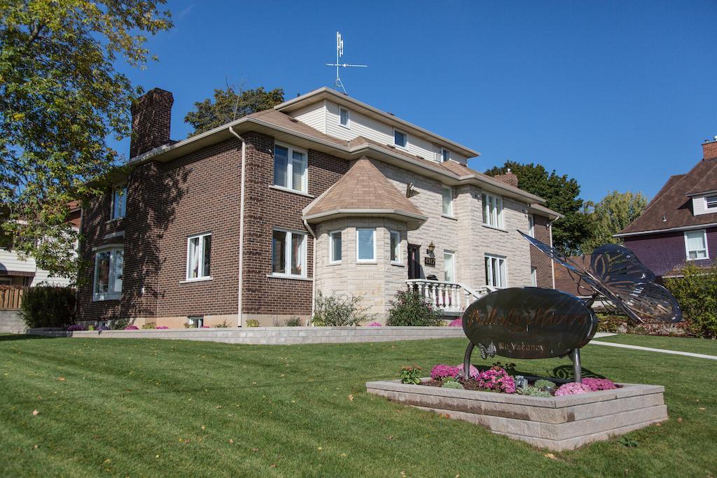 Butterfly Manor Bed & Breakfast Niagara Falls Eksteriør bilde